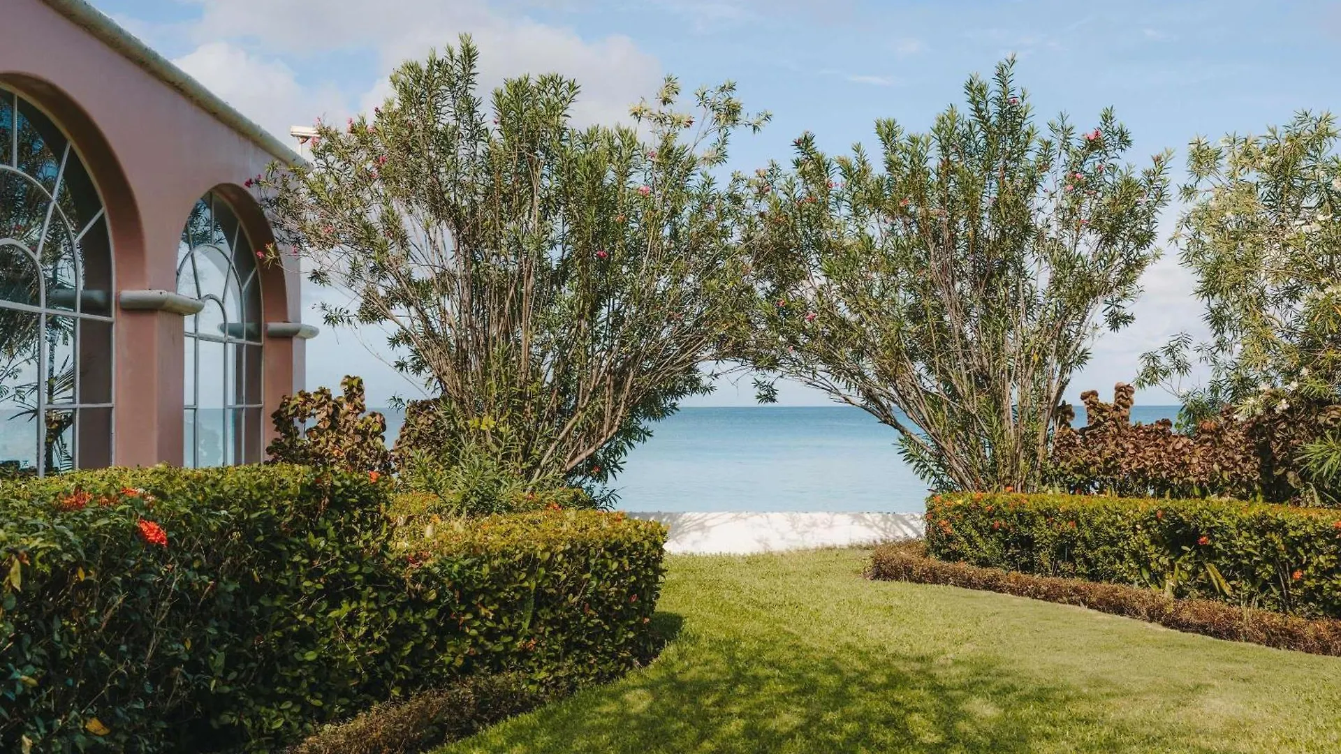 Fairmont Royal Pavilion Barbados Resort Saint James 5*,  Barbados