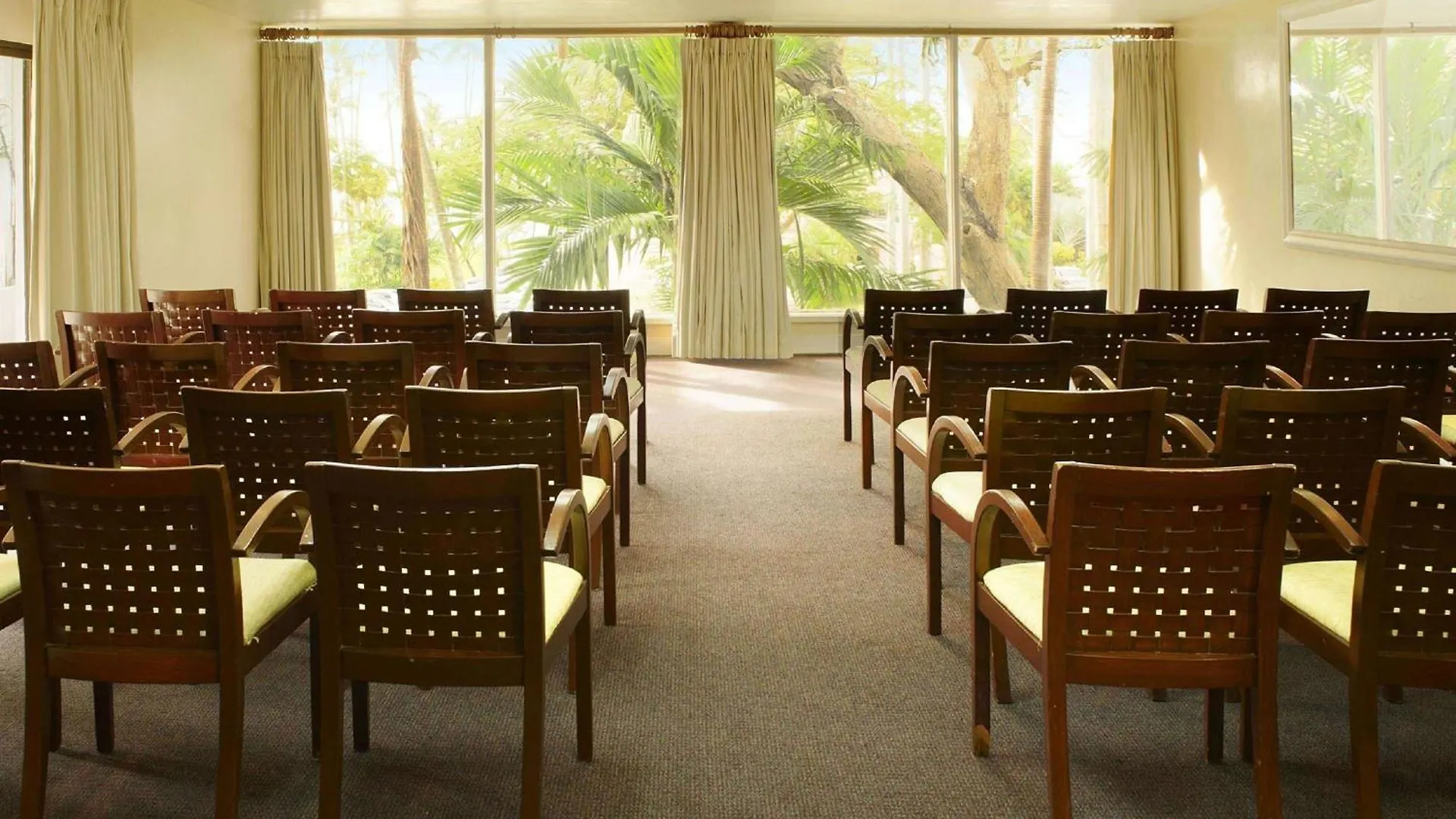 Fairmont Royal Pavilion Barbados Resort Saint James 5*,  Barbados