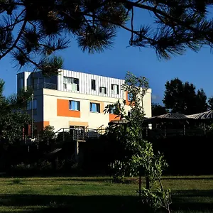 Dharma Ostello